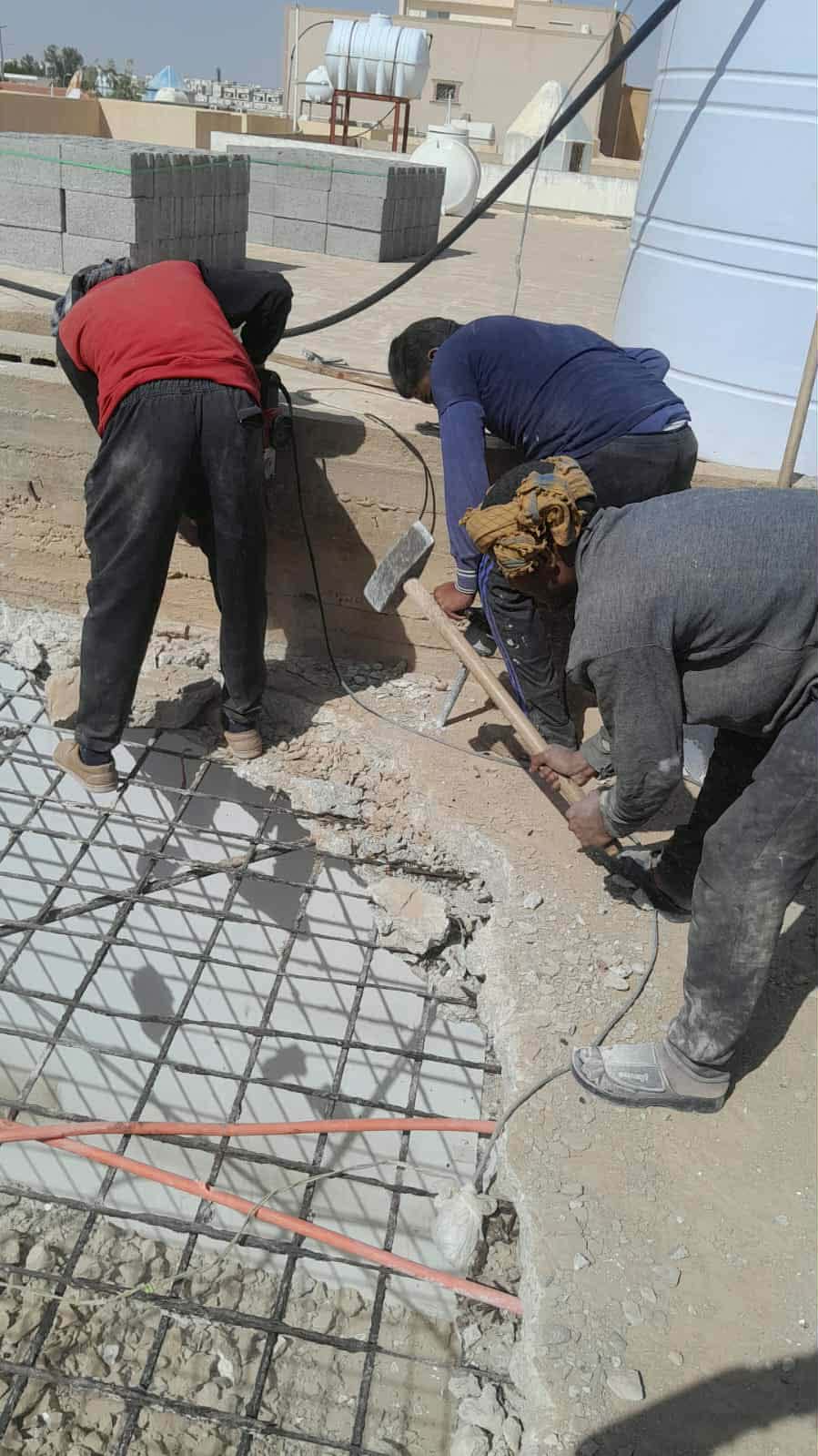 تكسير و هدم